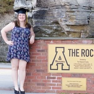 Meet your Posher, Stephanie